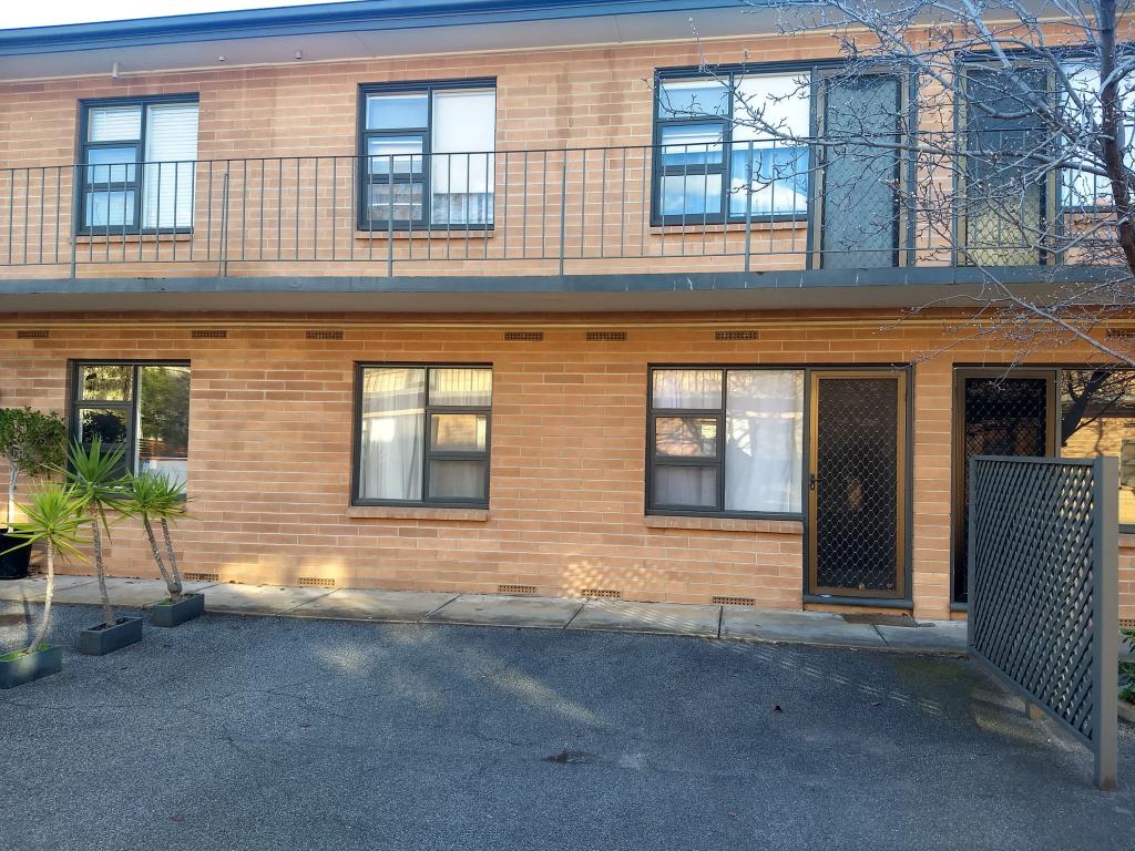 2/100 Robsart St, Parkside, SA 5063