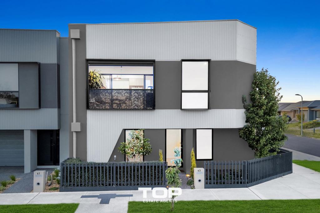 43 Baseline Way, Clyde, VIC 3978