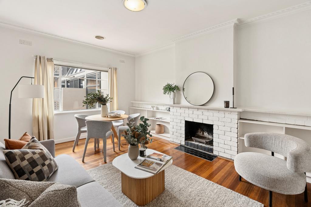 11/2a Ravens Gr, St Kilda East, VIC 3183