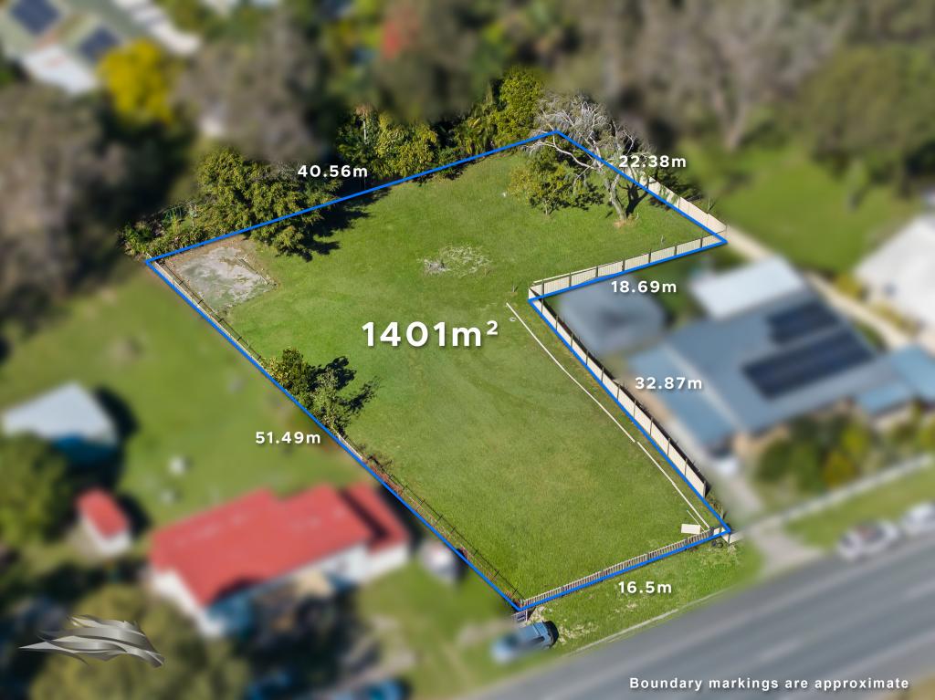 15-17 Bishop Rd, Beachmere, QLD 4510