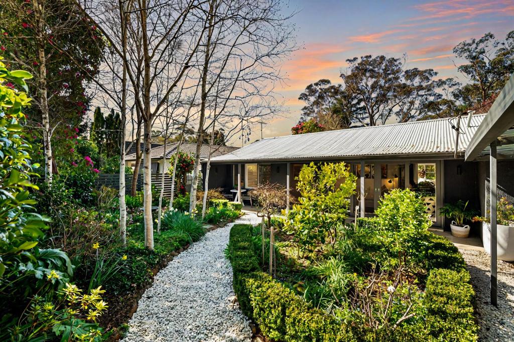 18 Herbert St, Leura, NSW 2780