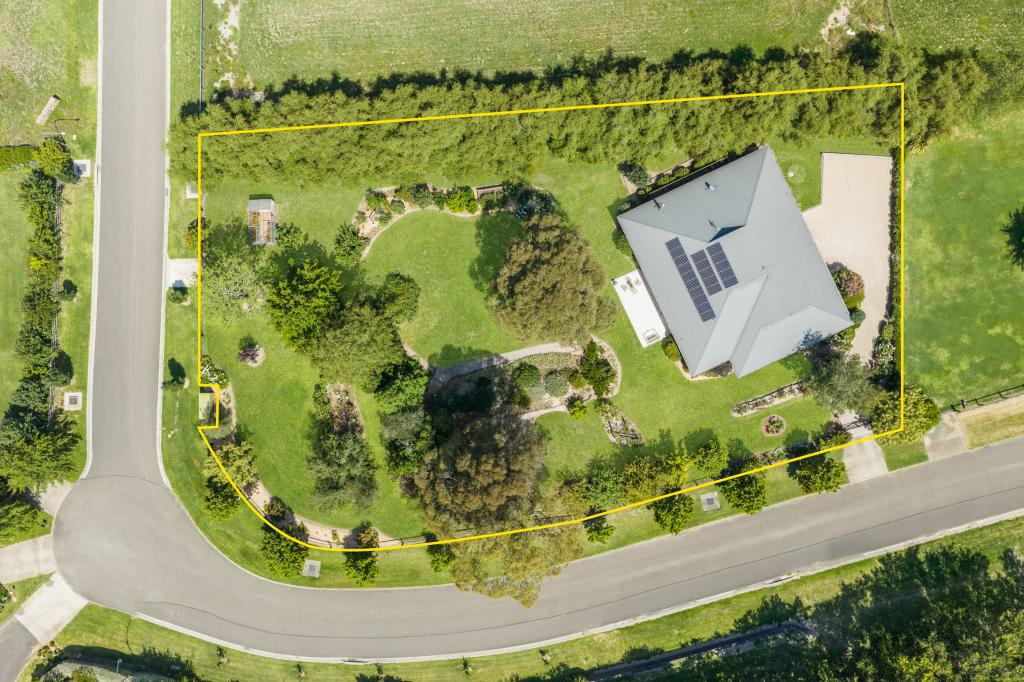 4 Hazelton Dr, Moss Vale, NSW 2577