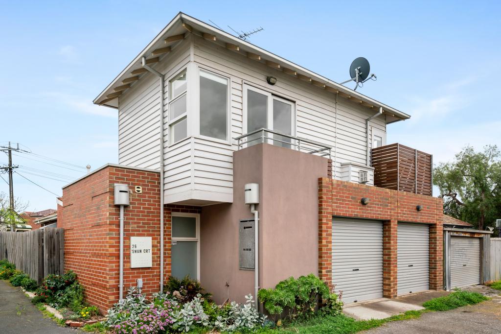 26 SWAN CT, NEWPORT, VIC 3015