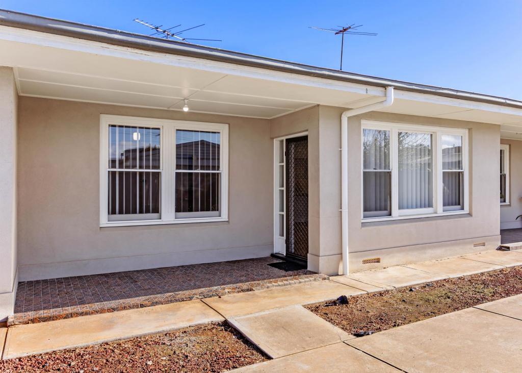 2/27 Mary St, Ethelton, SA 5015