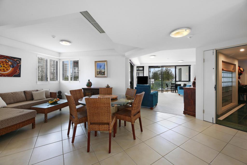 5/19 Peak Ave, Main Beach, QLD 4217