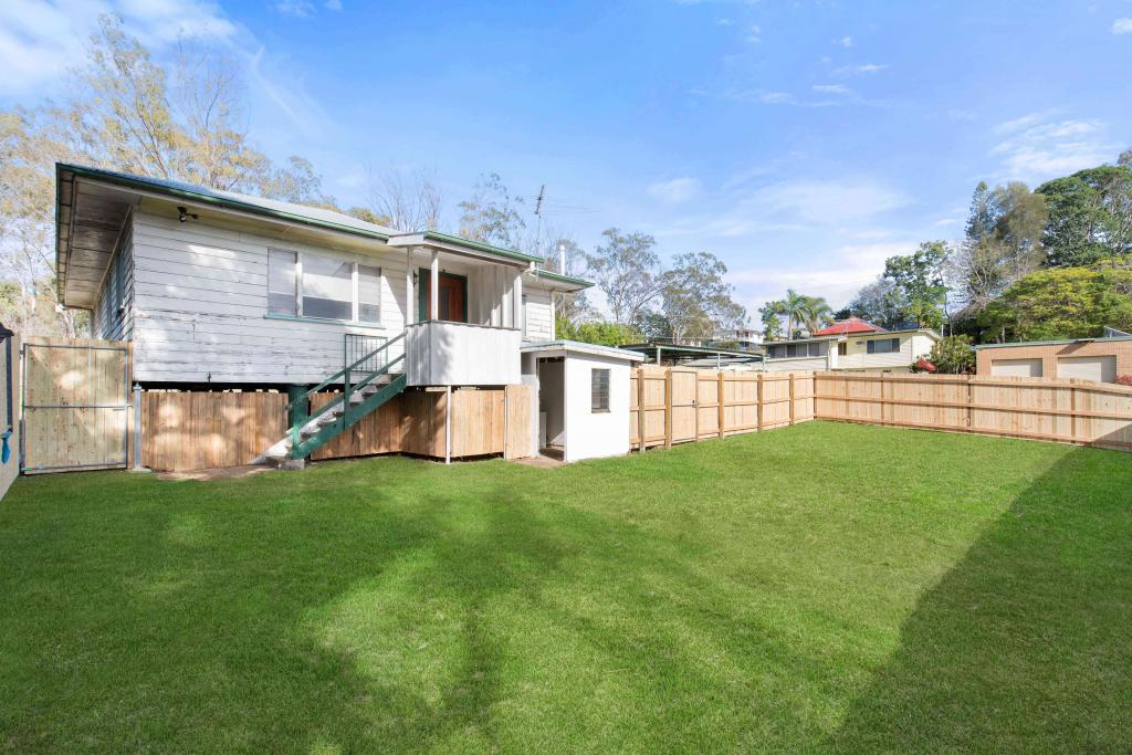 10 Charlotte St, Blackstone, QLD 4304