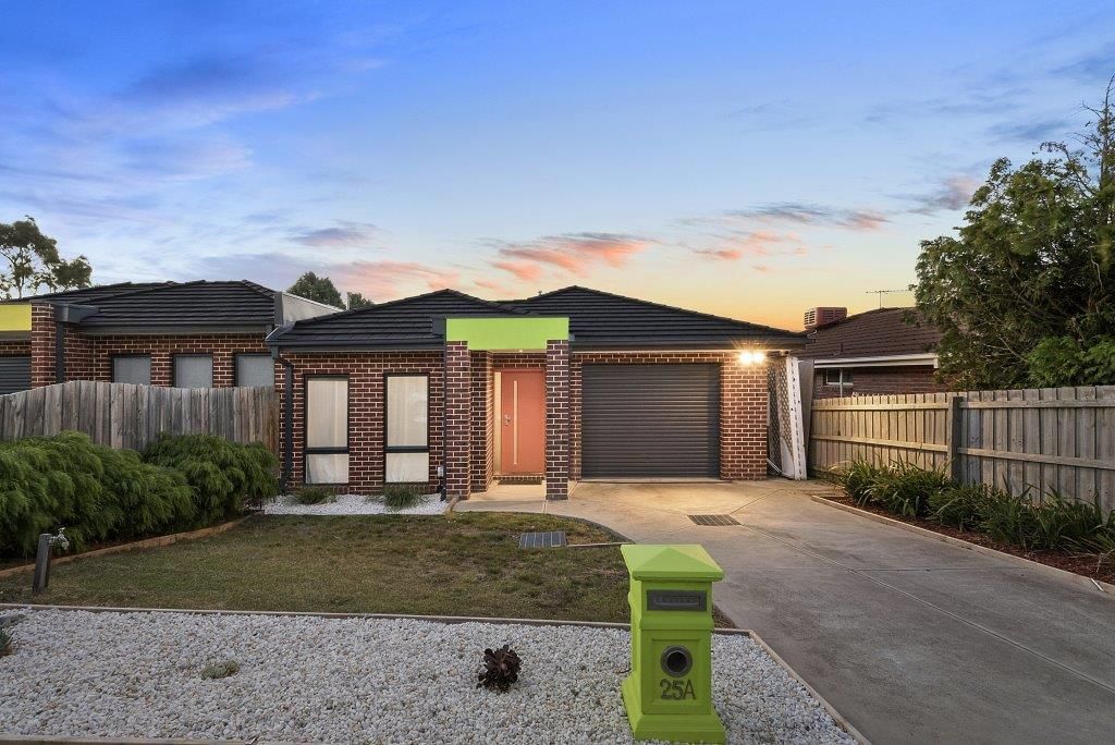 25a Inverness St, Endeavour Hills, VIC 3802
