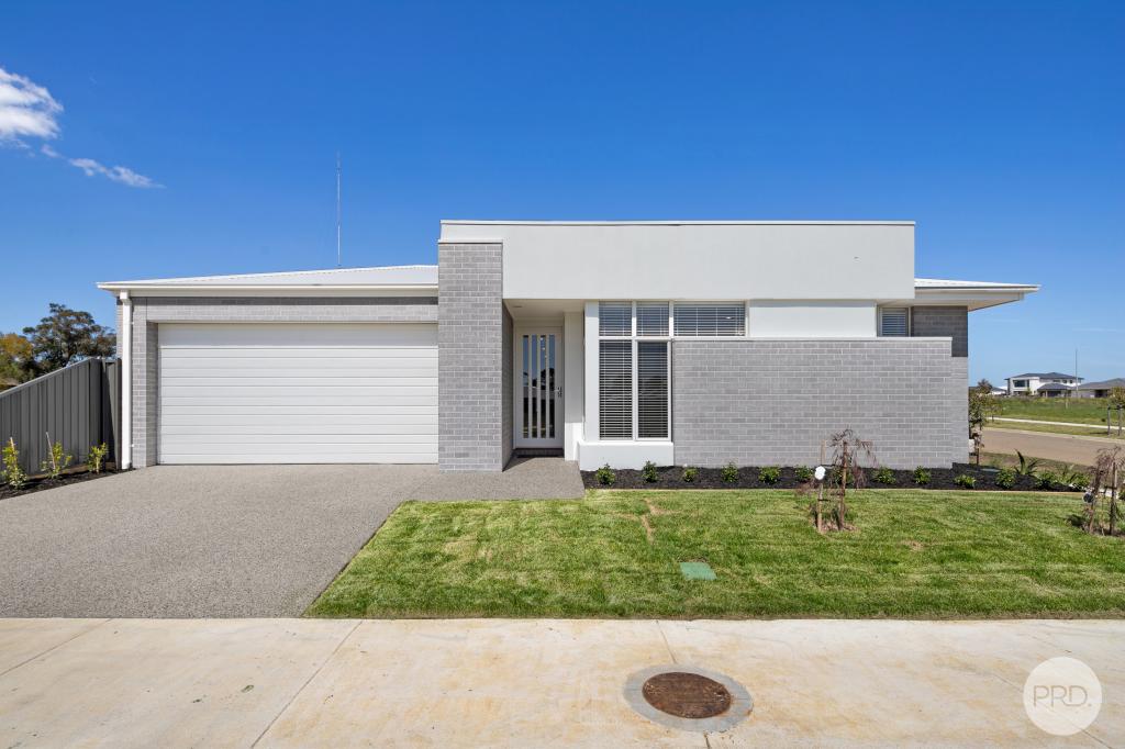 12 Blythen Rd, Lucas, VIC 3350