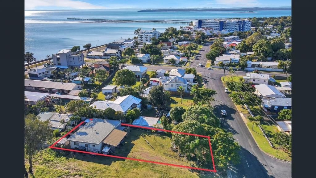 226 Cypress St, Urangan, QLD 4655