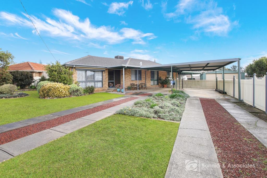 11 Sunnyside Cres, Walla Walla, NSW 2659