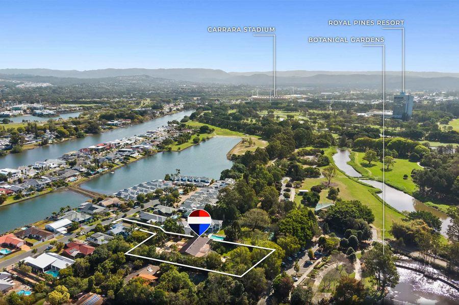 69 Marbella Dr, Benowa, QLD 4217