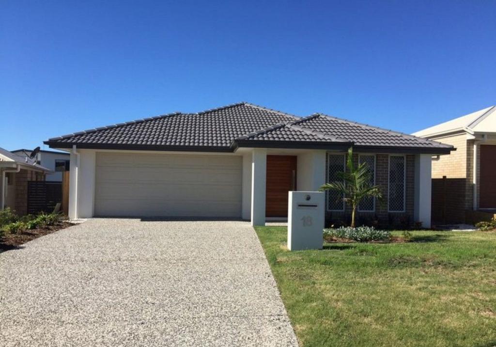 18 Pisces Ct, Coomera, QLD 4209