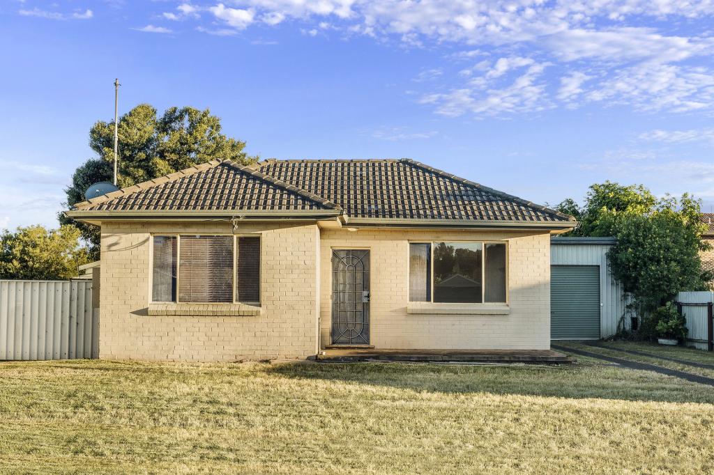 91 Pur Pur Ave, Lake Illawarra, NSW 2528