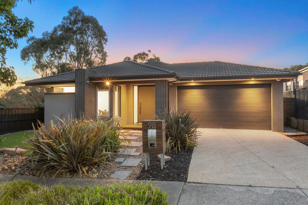 98 Majestic Dr, Officer, VIC 3809