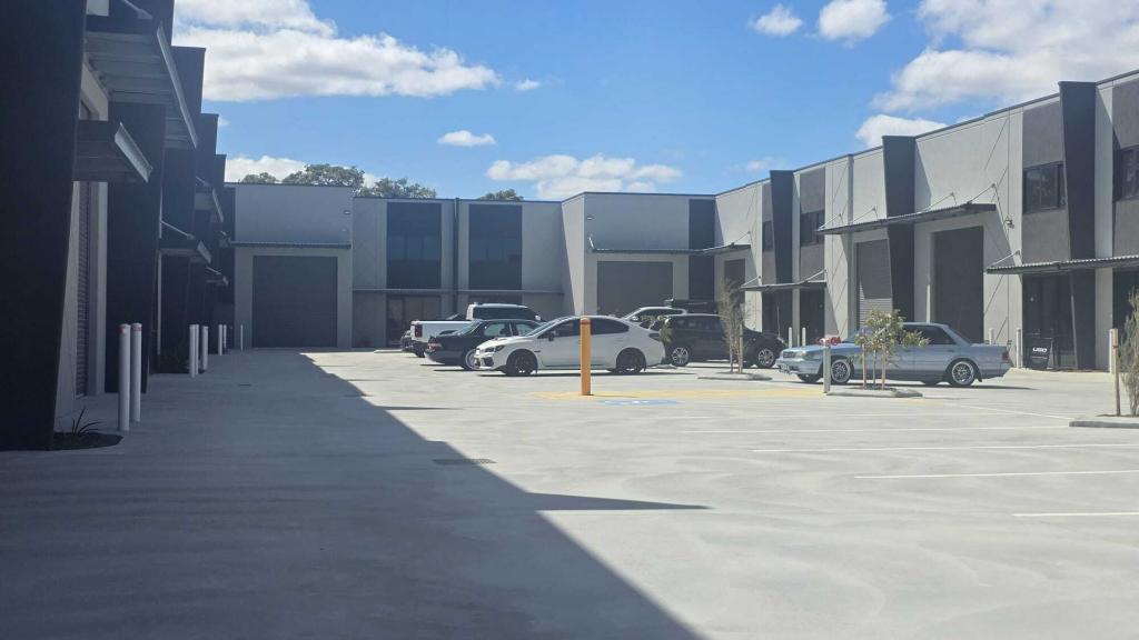 7/30 Deviation Way, Neerabup, WA 6031