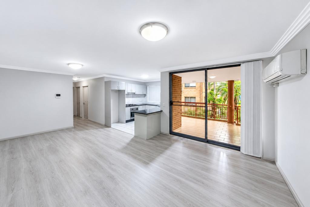 2/31-33 MOSS PL, WESTMEAD, NSW 2145