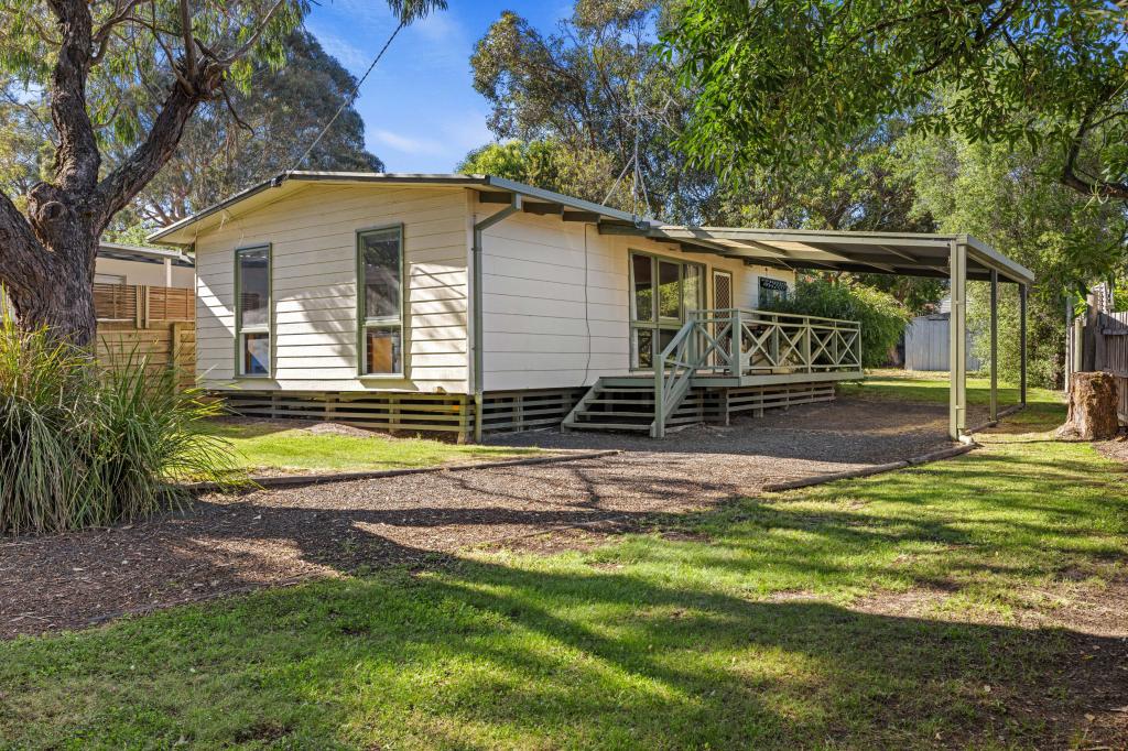 8 Hamilton St, Inverloch, VIC 3996