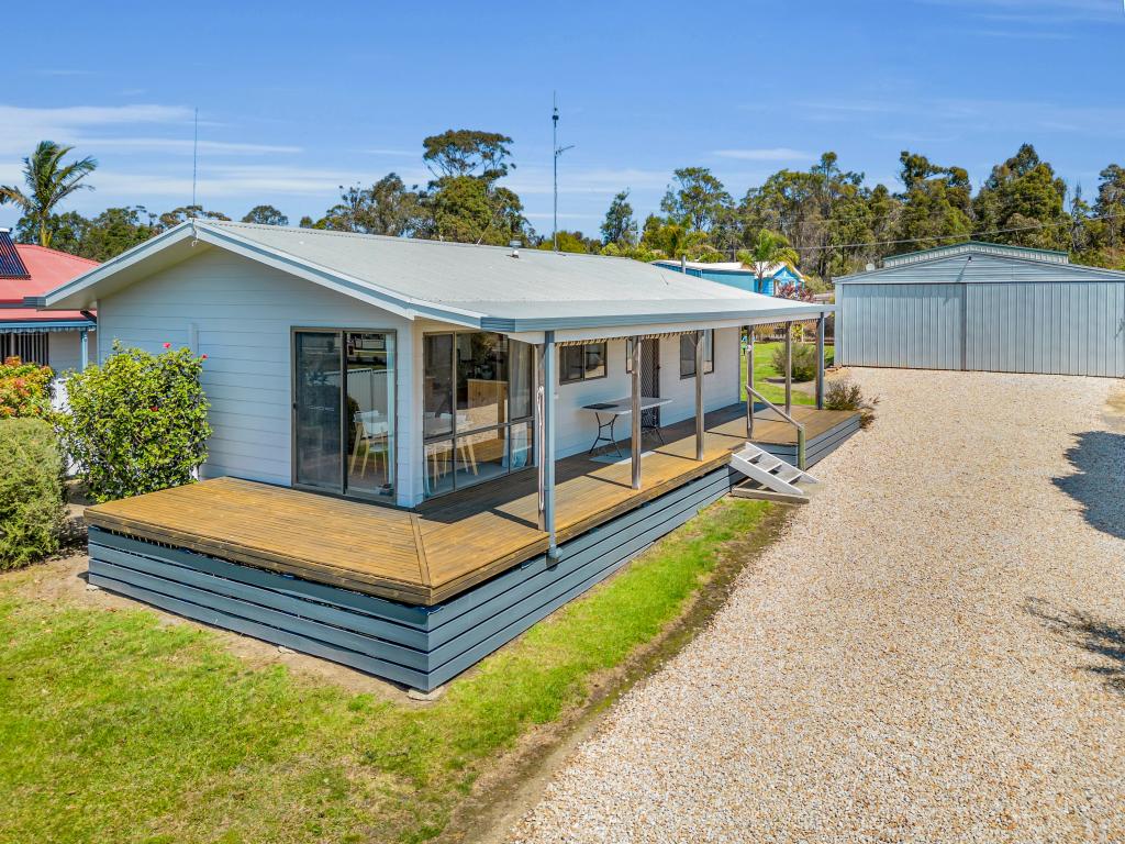 5 Lees Rd, Mallacoota, VIC 3892