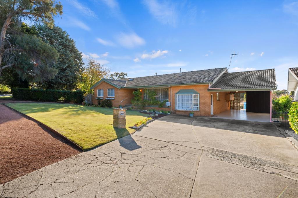 56 Mackellar Cres, Cook, ACT 2614