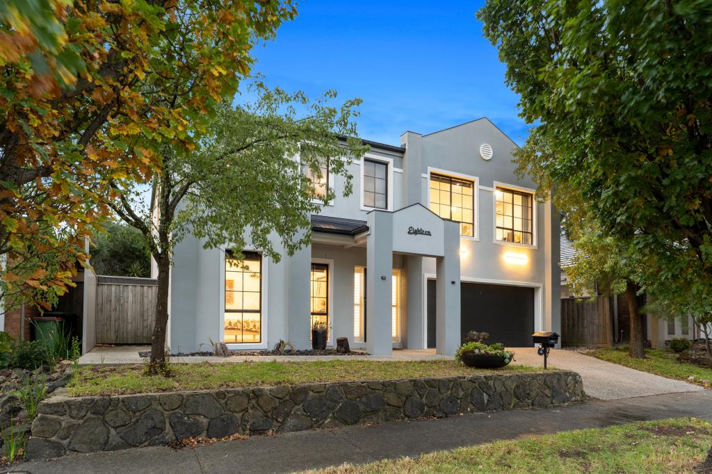 18 Scarborough Tce, Craigieburn, VIC 3064