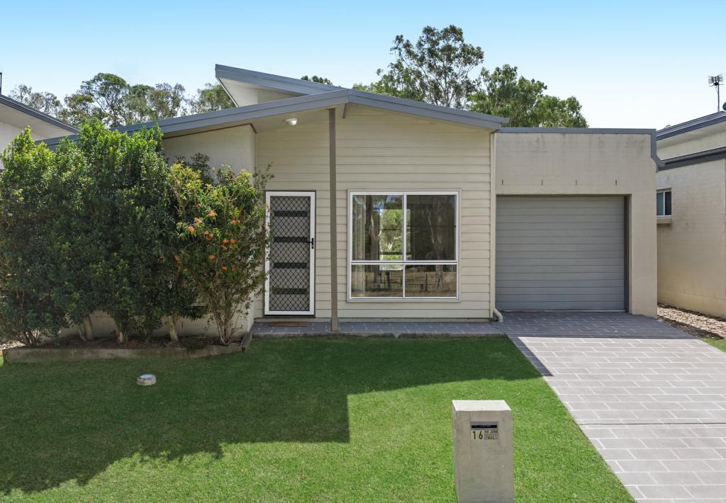 16 Ruston St, Warwick, QLD 4370