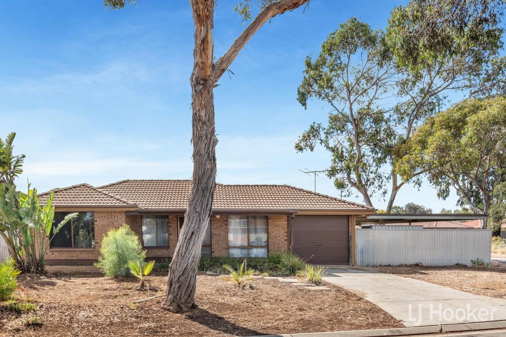 8 Quinn Dr, Paralowie, SA 5108