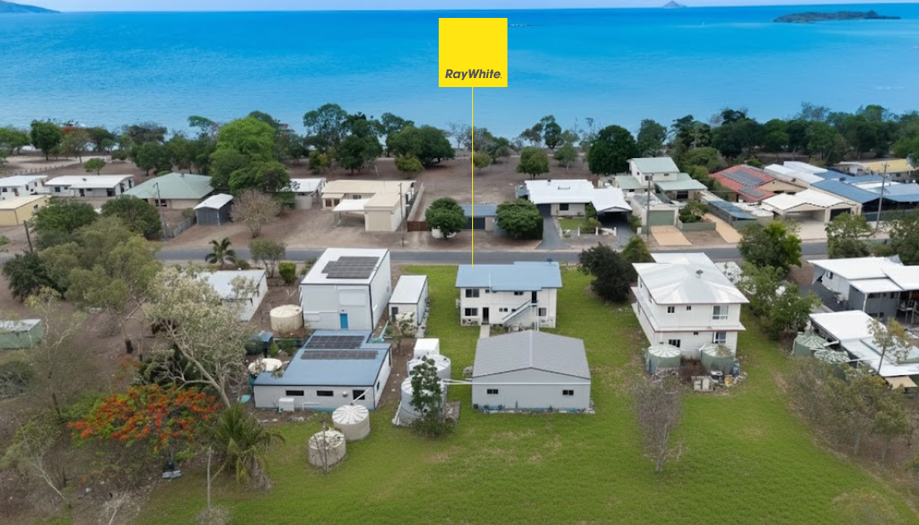 32 PIONEER DR, DINGO BEACH, QLD 4800