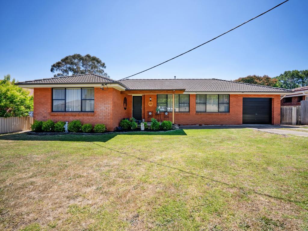 43 Hamilton St, Eglinton, NSW 2795