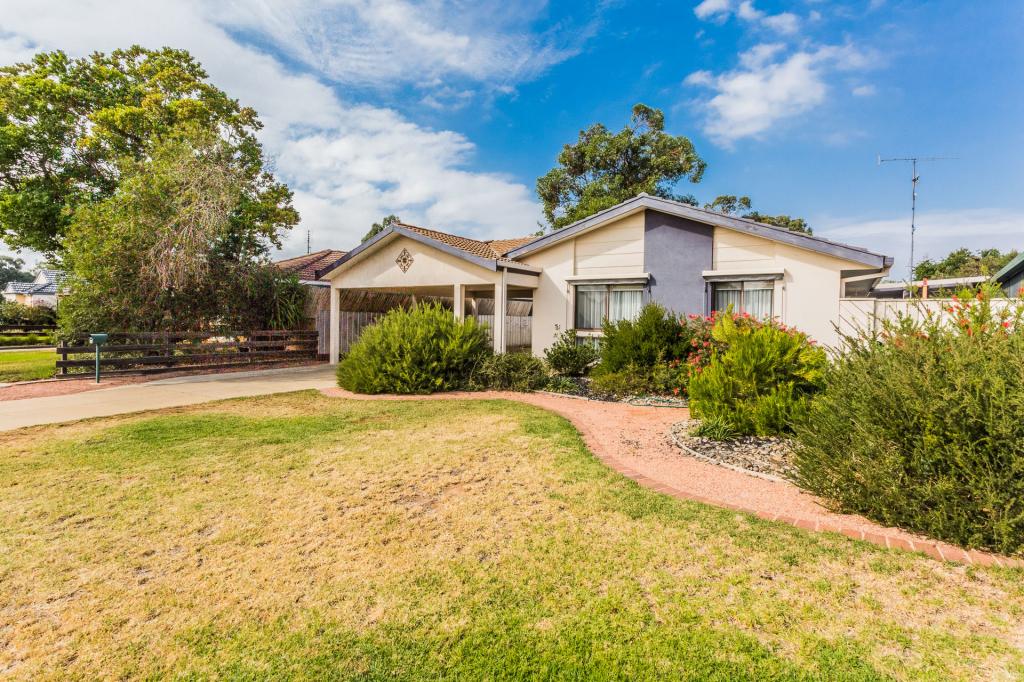 55 Regent St, Moama, NSW 2731