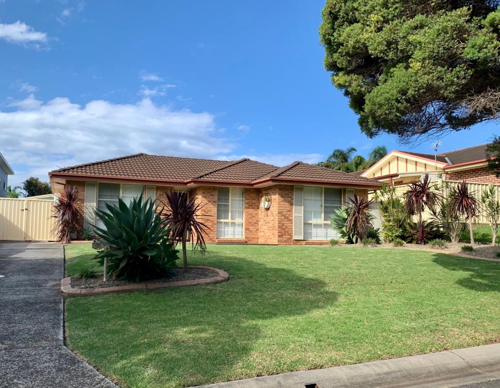 22 Corunna Cres, Flinders, NSW 2529