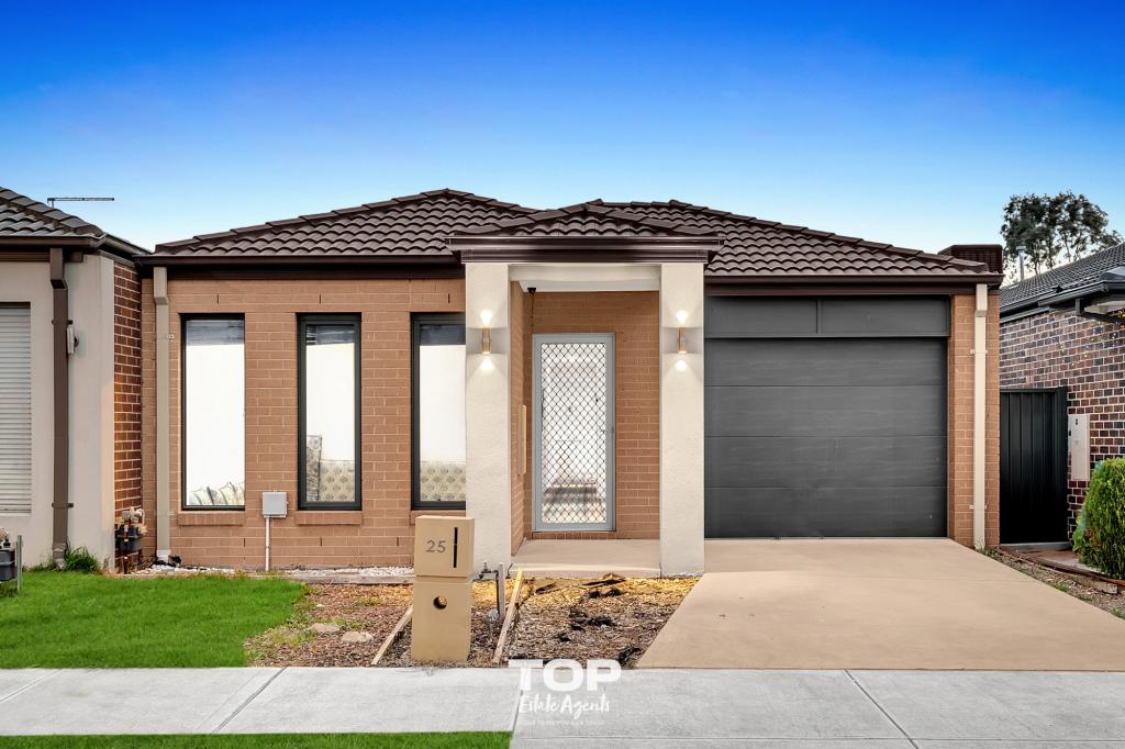 25 Marrone Bvd, Cranbourne East, VIC 3977