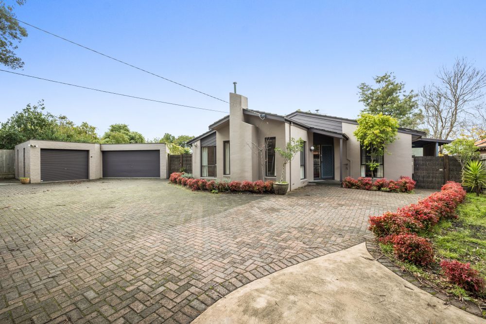 54 Brysons Rd, Warranwood, VIC 3134