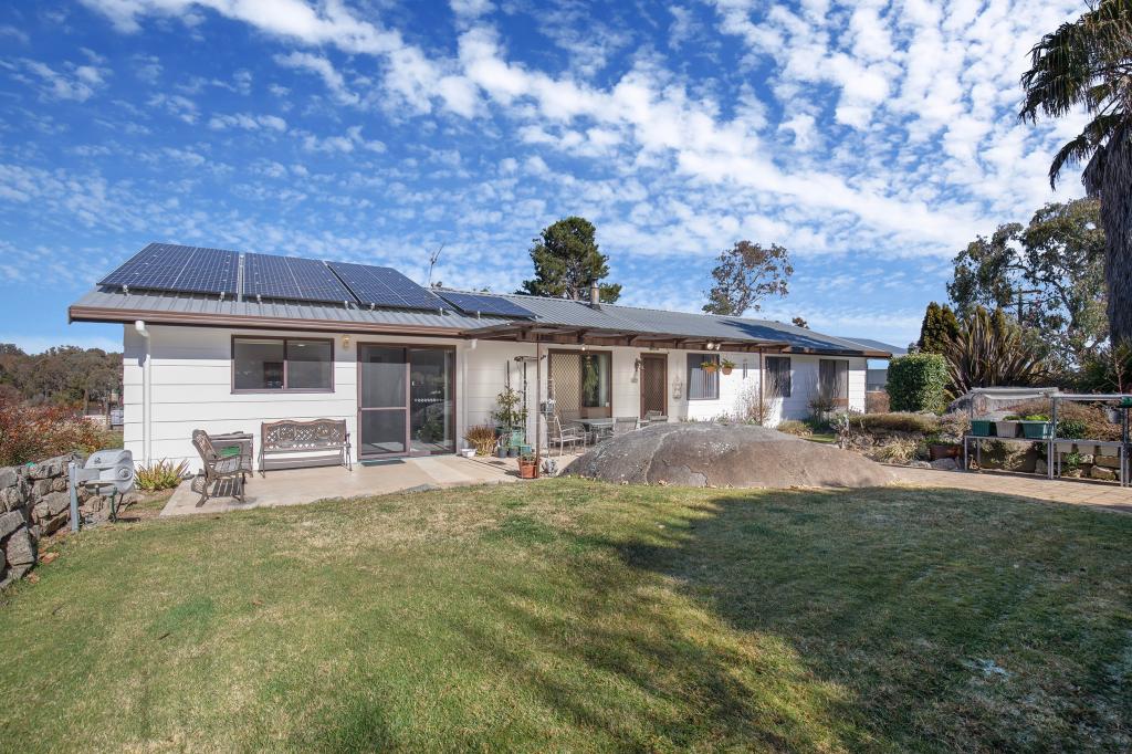 16 Sawpit Gully Rd, Rocky River, NSW 2358