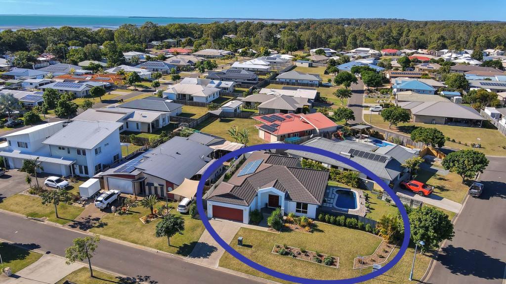 1 Seaway Pde, Toogoom, QLD 4655