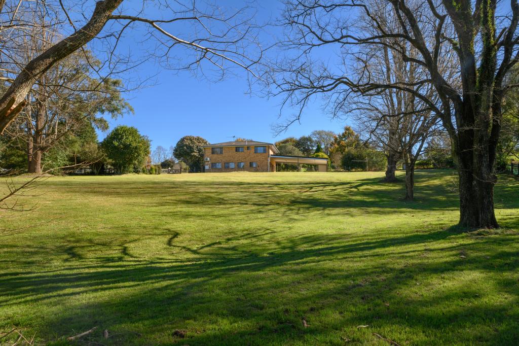 1 Tamarind Ave, Dorrigo, NSW 2453
