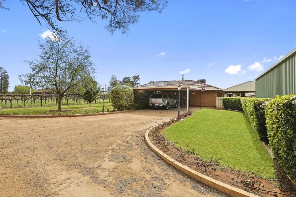 183 Boobook Ave, Red Cliffs, VIC 3496