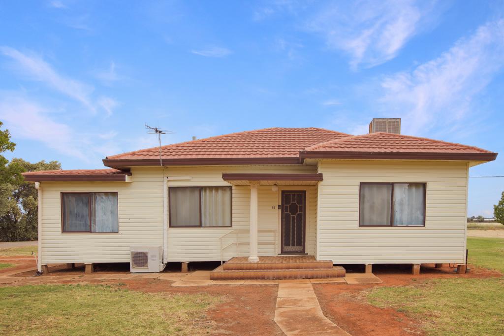 10 Cox Rd, Hanwood, NSW 2680