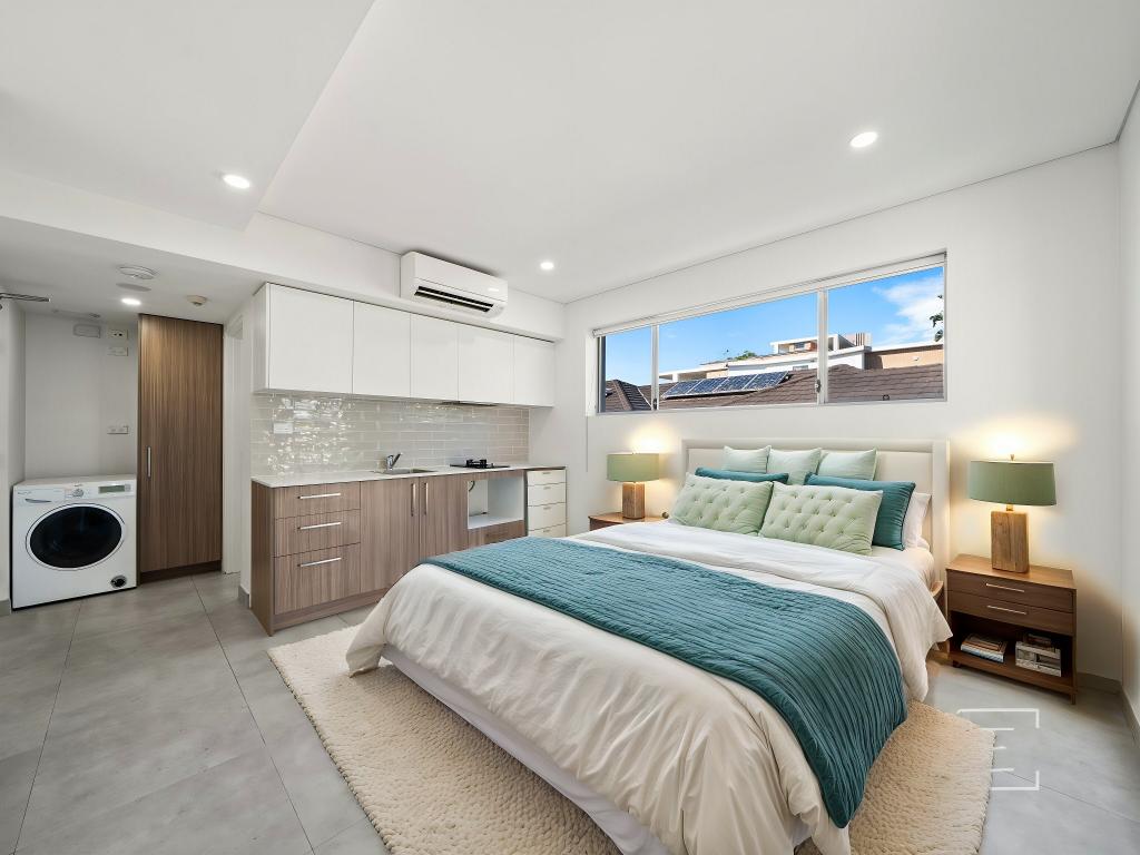 18 Gover St, Peakhurst, NSW 2210