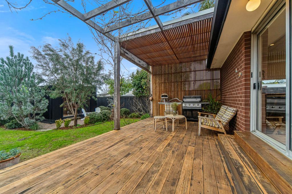 27 Mcculloch Ave, Seaford, VIC 3198