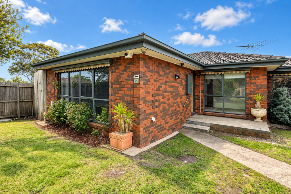 25 Birkenhead Dr, Grovedale, VIC 3216
