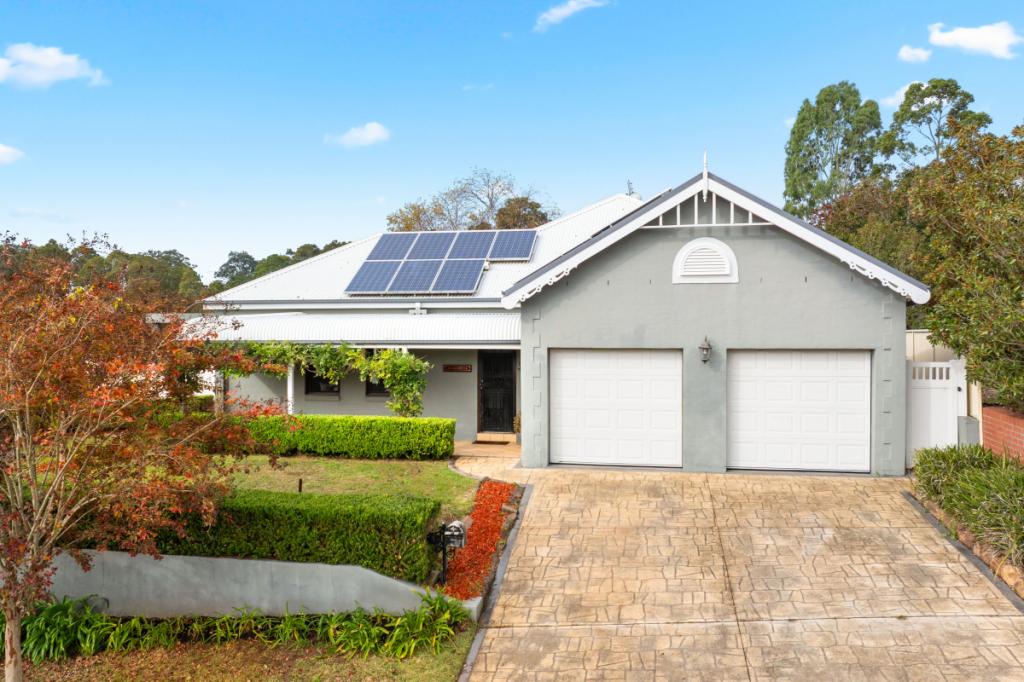 1 Caitlin Cl, Bolwarra Heights, NSW 2320