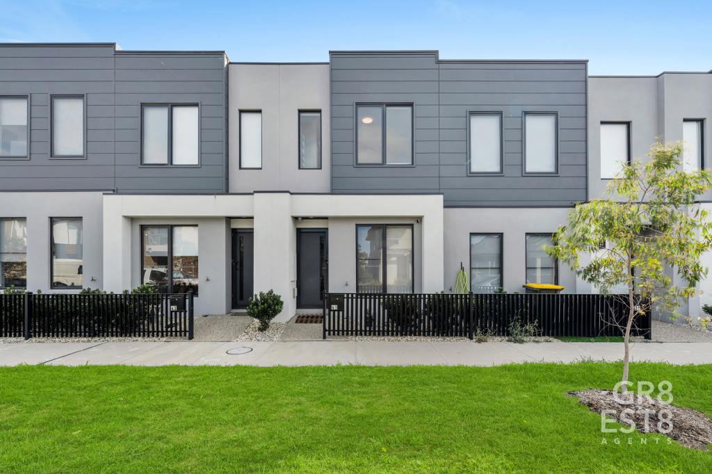 41 Battalion Rd, Berwick, VIC 3806