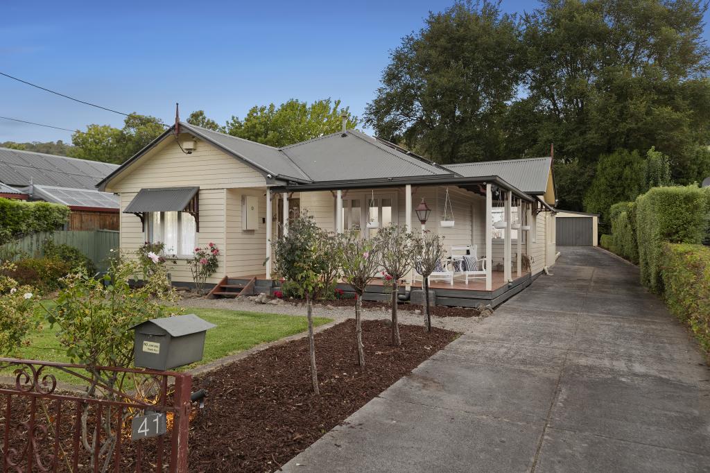 41 Rollings Rd, Upper Ferntree Gully, VIC 3156