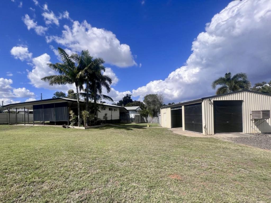 5 Lyons Ct, Moranbah, QLD 4744