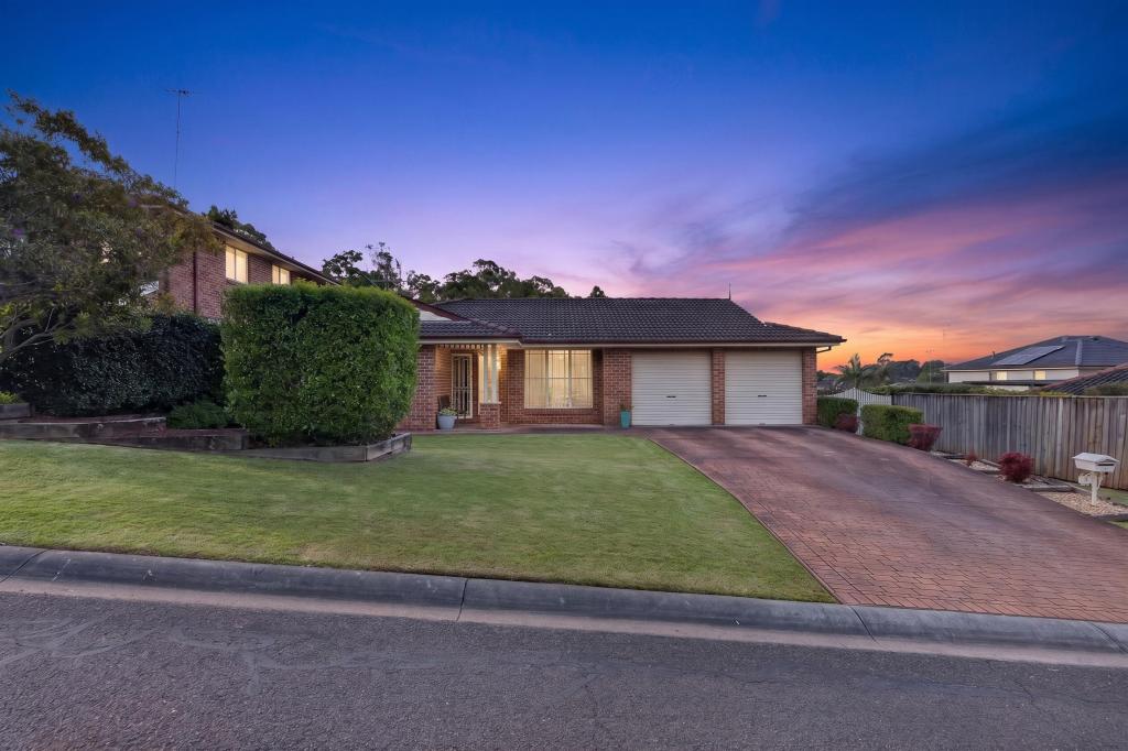 3 SMALL CRES, GLENMORE PARK, NSW 2745