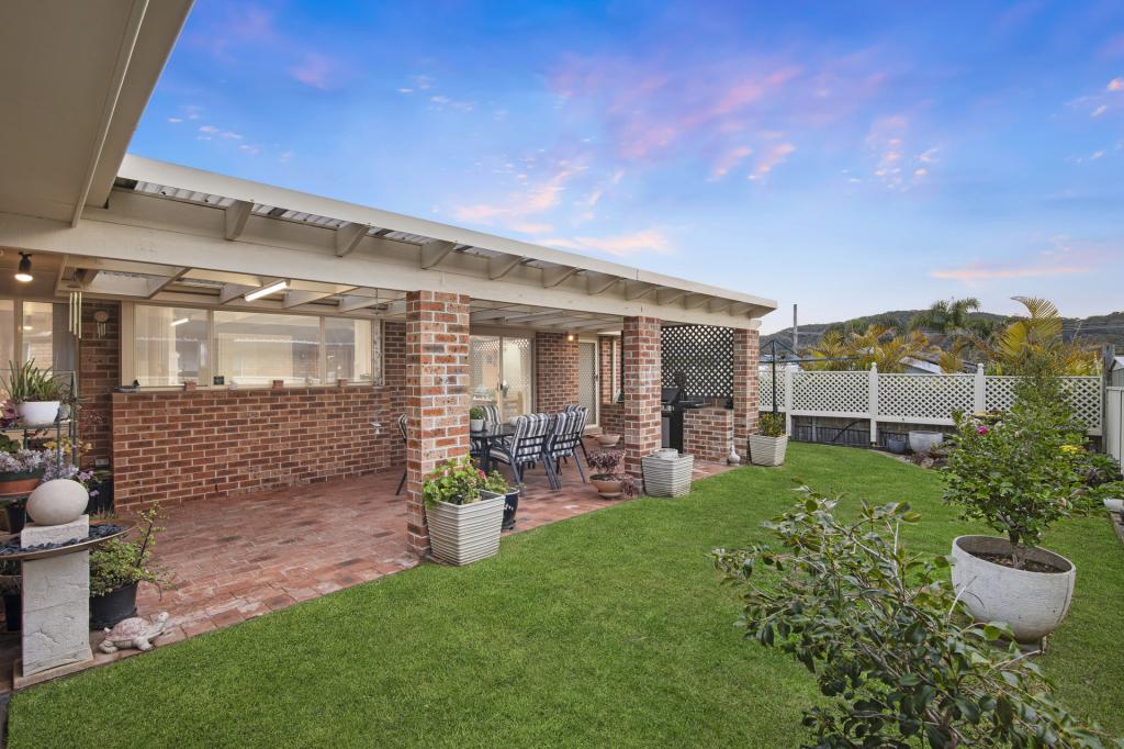 28 Alexander Ave, Bateau Bay, NSW 2261