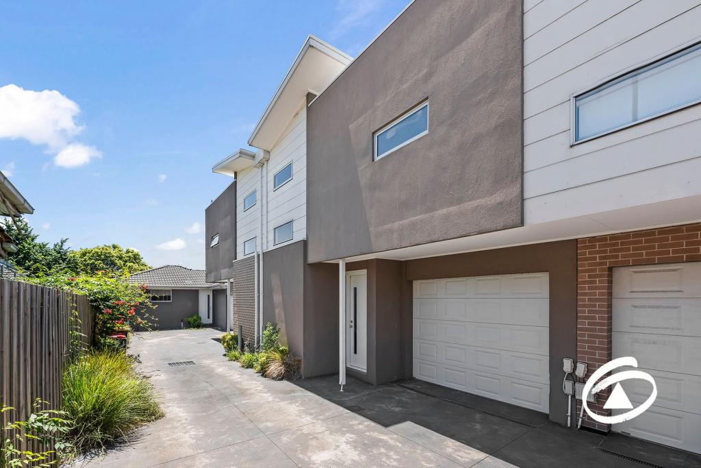 2/13 GRANDVIEW AVE, DANDENONG, VIC 3175