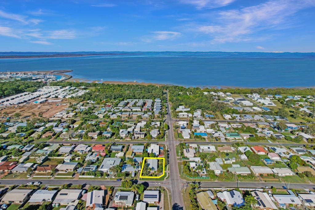 84 Limpus St, Urangan, QLD 4655