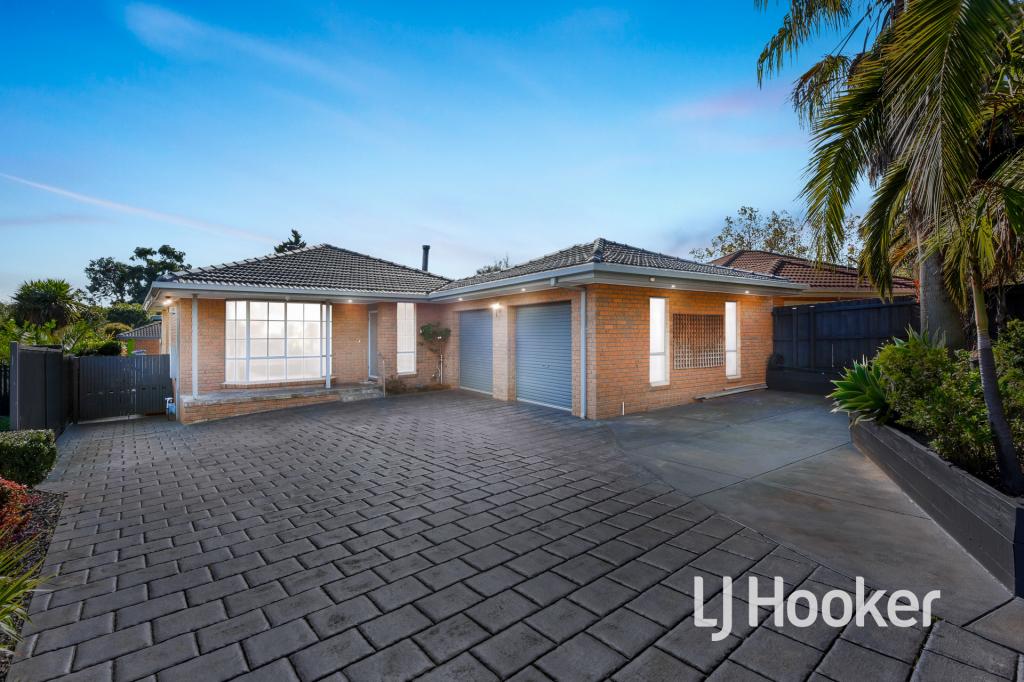 199 Waradgery Dr, Rowville, VIC 3178