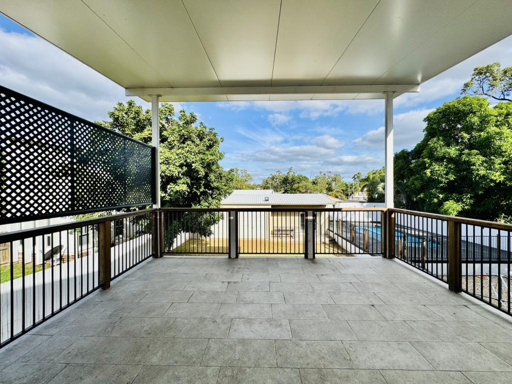10 Goolagong Cres, Moranbah, QLD 4744